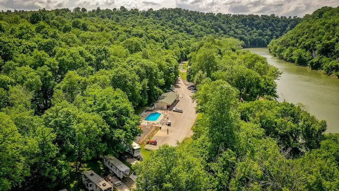 Cummins Ferry RV Park, Campground Picture 6