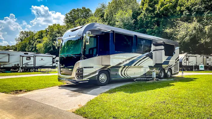 Cummins Ferry RV Park, Campground Picture 4