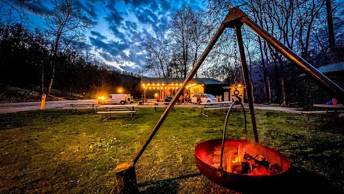 Cummins Ferry RV Park, Campground Picture 7