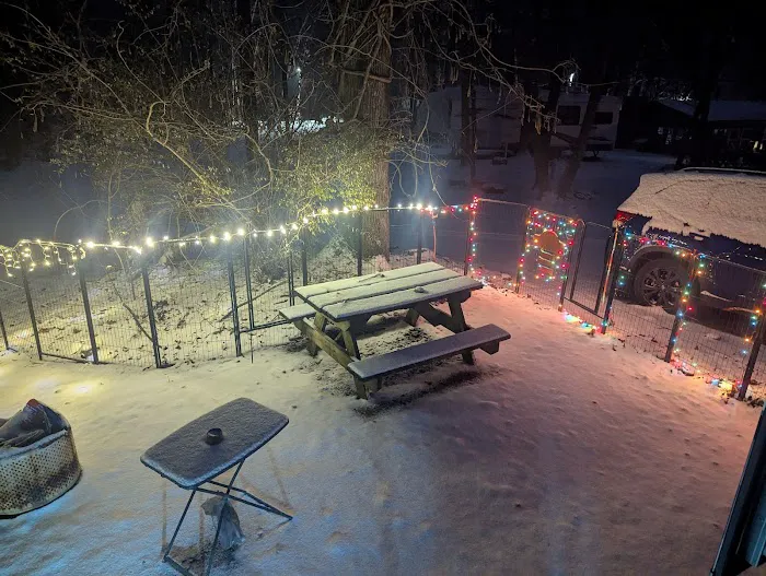 Pebble Mountain Family Campground Picture 2