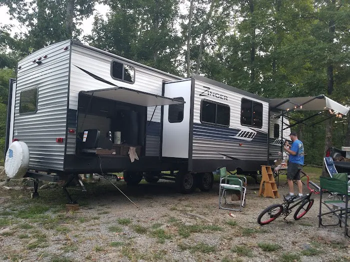 Pebble Mountain Family Campground Picture 3