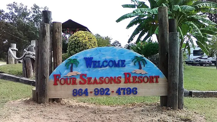 Four Seasons Resort & Marina Picture 2
