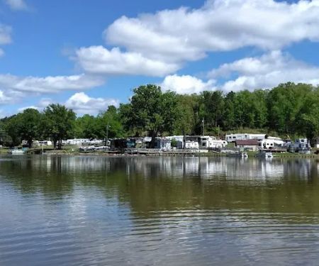 Four Seasons Resort & Marina