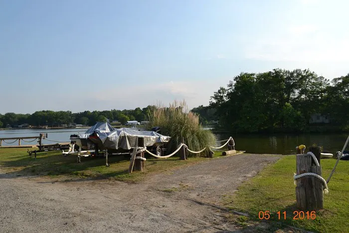 Four Seasons Resort & Marina Picture 4