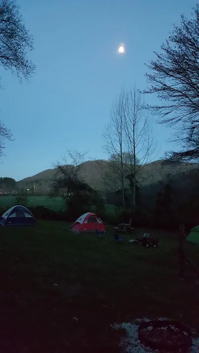 Back Yard Campground Picture 4