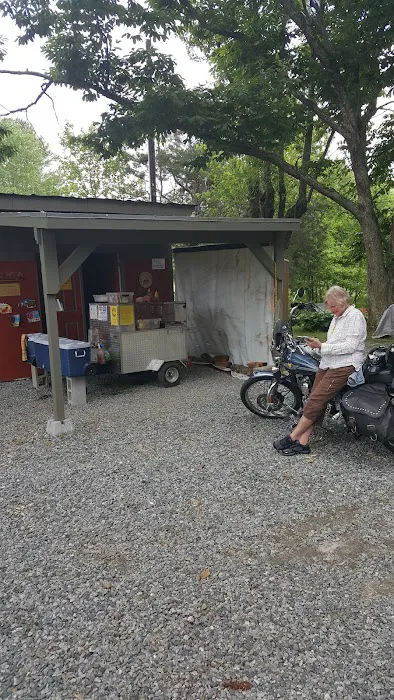 Back Yard Campground Picture 8