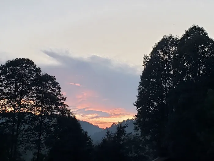 Lazy J Campground Picture 4