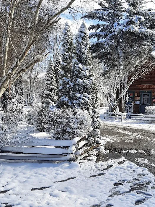 Campfire Lodgings Picture 5