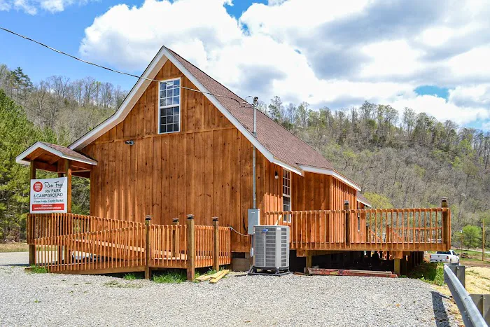 River Forge RV Park and Campground Picture 8