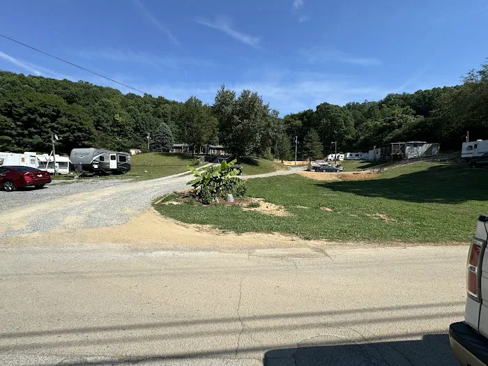 Trails End Campground Picture 5