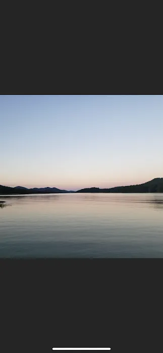 Webb's Lakefront Campground Picture 4