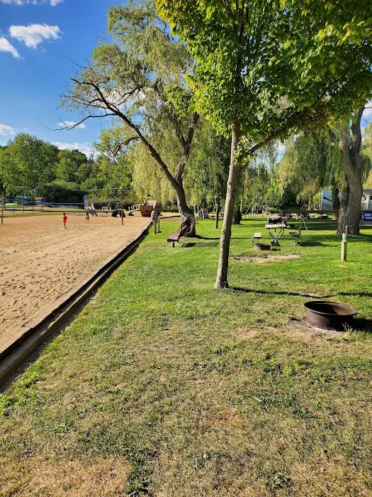 Miller Lake Campground Picture 1