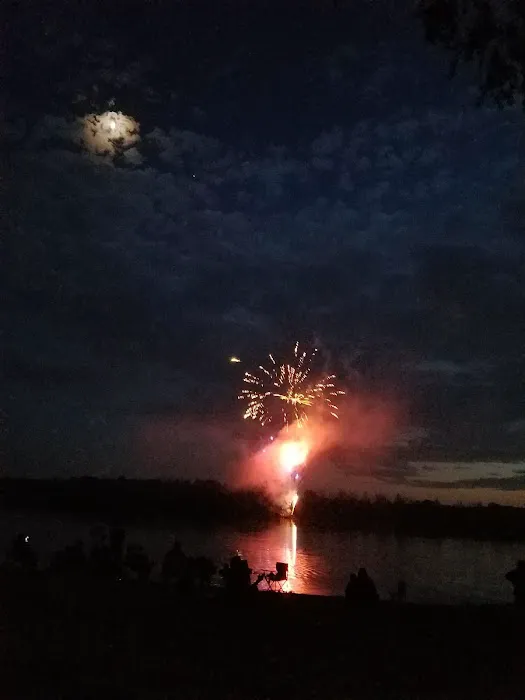 Miller Lake Campground Picture 8