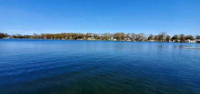 The Shores at Selkirk Lake Picture 9