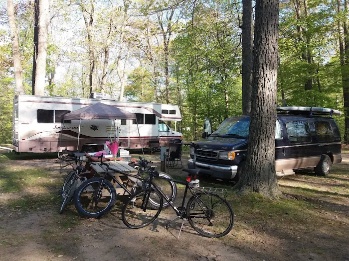Melville's 7 Lakes Family Campground Picture 3