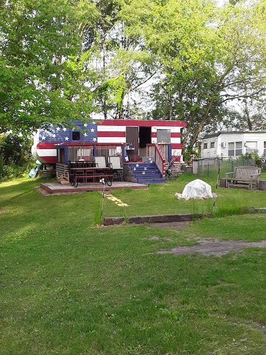 Pitcher Lake Campground Picture 7