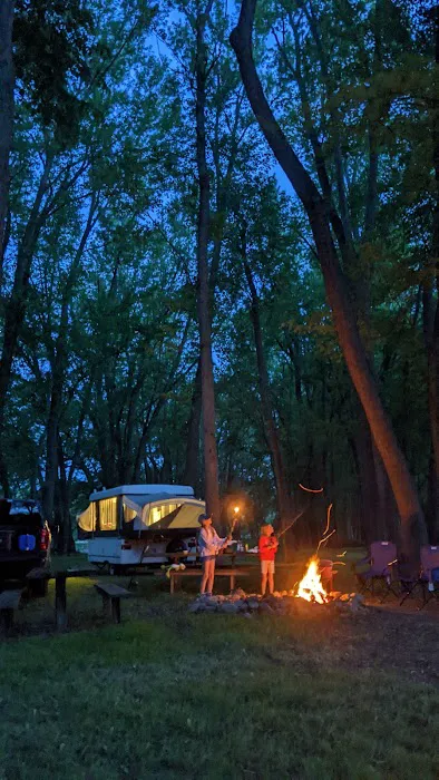 Riverbend Campground Picture 5