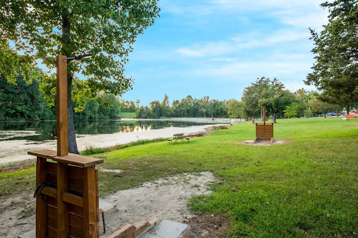Scottsburg / Raintree Lake KOA Holiday Picture 2