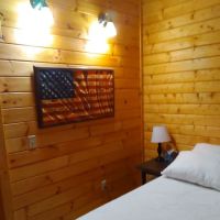 Charlie Long Cabin ico