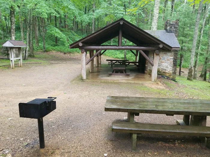 Round Knob Picnic Area Picture 3