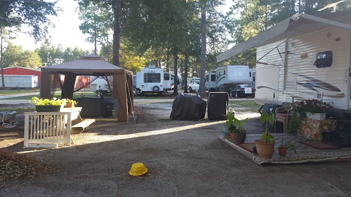 Edmund RV Park Picture 9