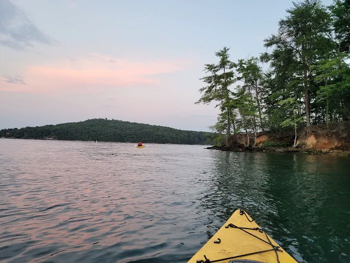 Devils Fork State Park Campground Picture 3