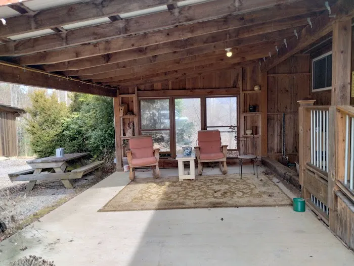 Persimmon Green Farmstead and Tentrr Picture 5