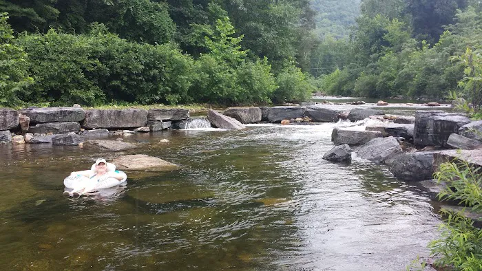 Riverside Campground Picture 3