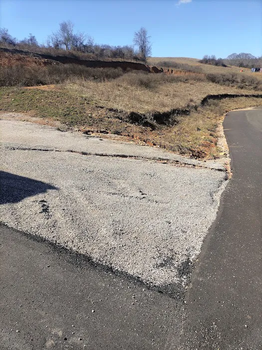 The Hideaway New Tazewell Picture 4