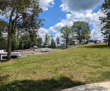 Moody Bluff Campground