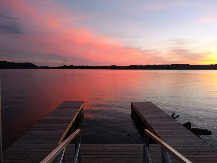 Douglas Driftwood Lakefront Campground RV Park Picture 3