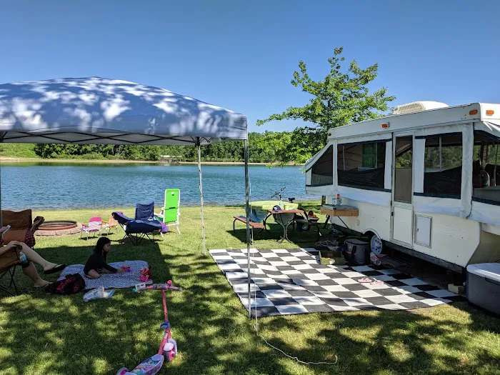 Leisure Lake Family Campground Picture 2
