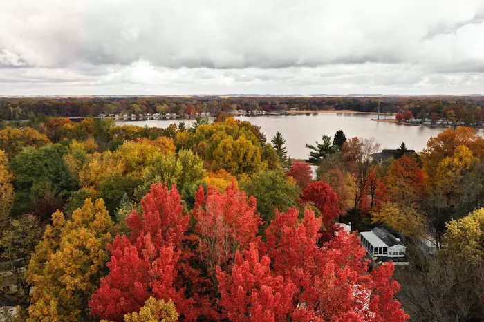 Sandy Pines Administration, Camping & Sales Picture 3