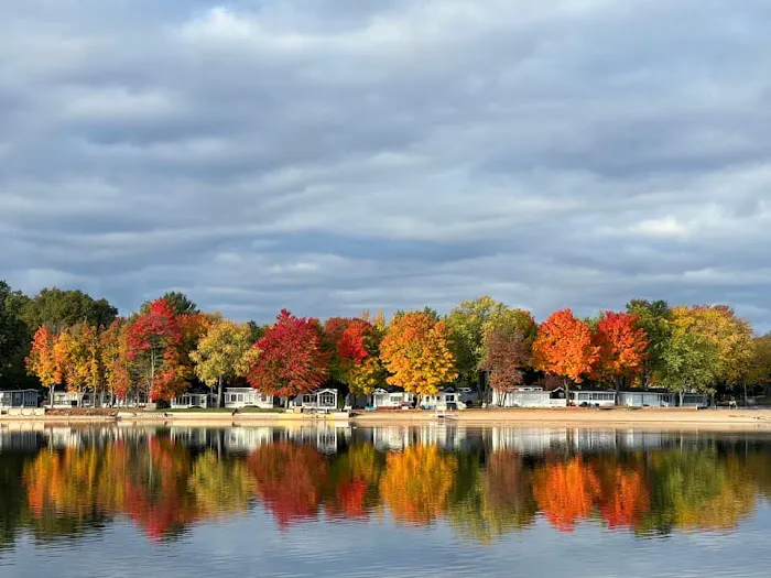 Sandy Pines Main Entrance & Camping Check In Picture 3