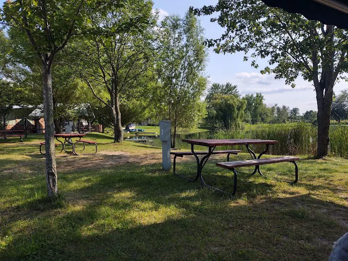 Cedar Springs RV Resort Picture 7