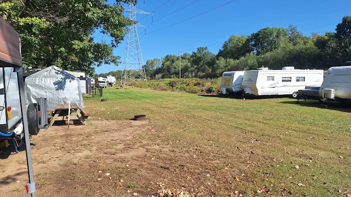Bazan Baldwin Oaks Family Campground, LLC Picture 3