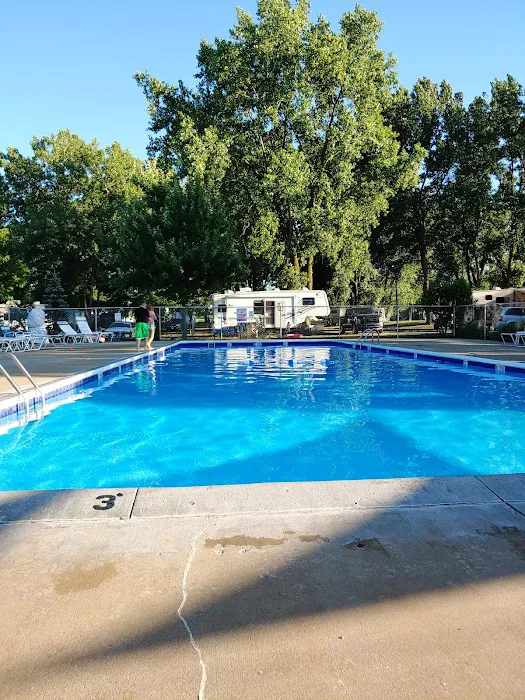 Dutch Treat Camping & Recreation Picture 8