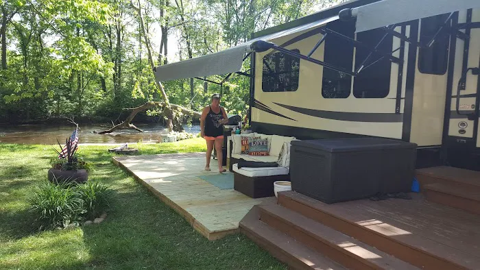 Riverfront Park Campground Picture 2