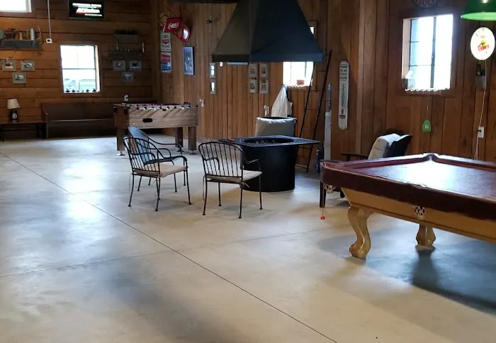 Hoosier Hideaway Picture 9