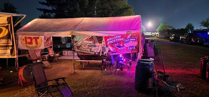 Raceview Family Campground Picture 7