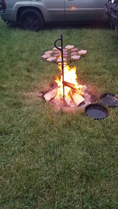 Raceview Family Campground Picture 5