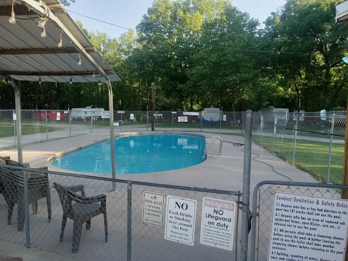 Wolfe's Leisure Time Campground Picture 4
