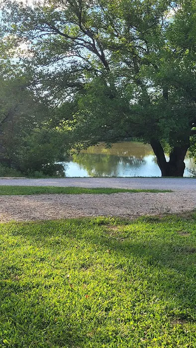 Big Fish-N-Campground Picture 5