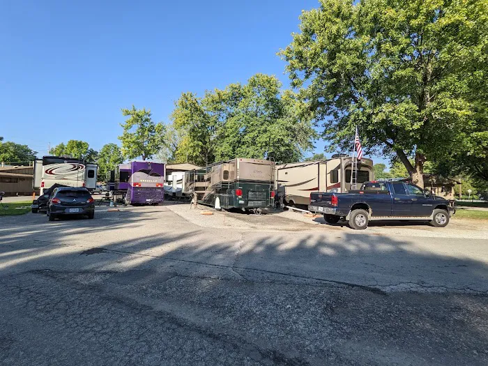 Louisville North Campground Picture 4