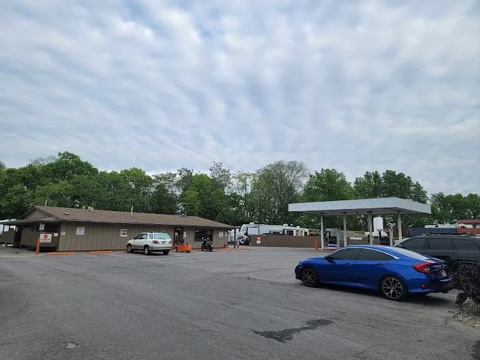 Louisville North Campground Picture 8