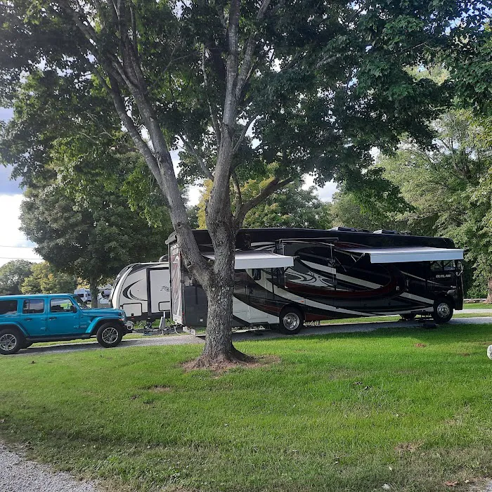 White Acres Campground Picture 8