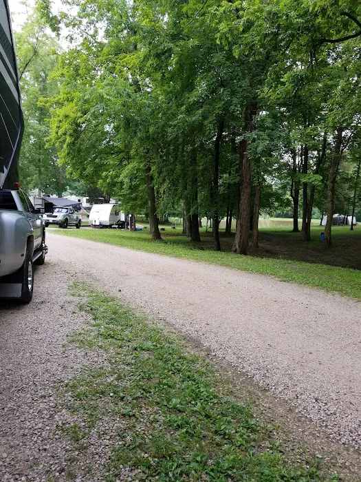 Elizabethtown Crossroads RV Park & Campgrounds - Getaway Retreats Picture 1