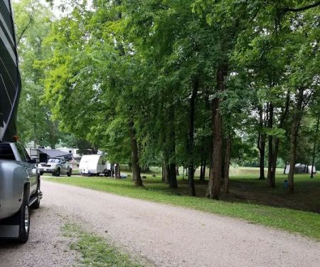 Elizabethtown Crossroads RV Park & Campgrounds - Getaway Retreats