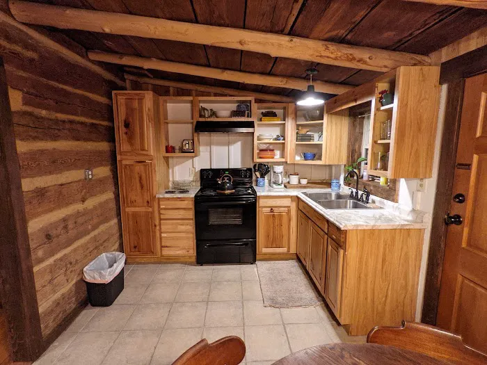 Firefly Cabin Picture 6