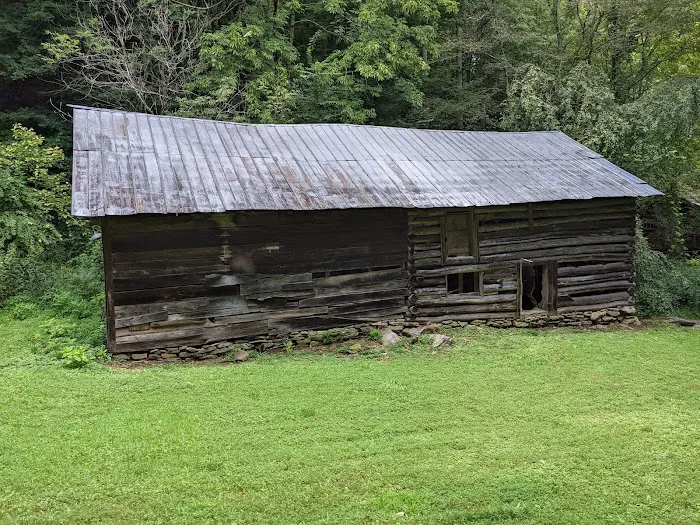 Firefly Cabin Picture 8